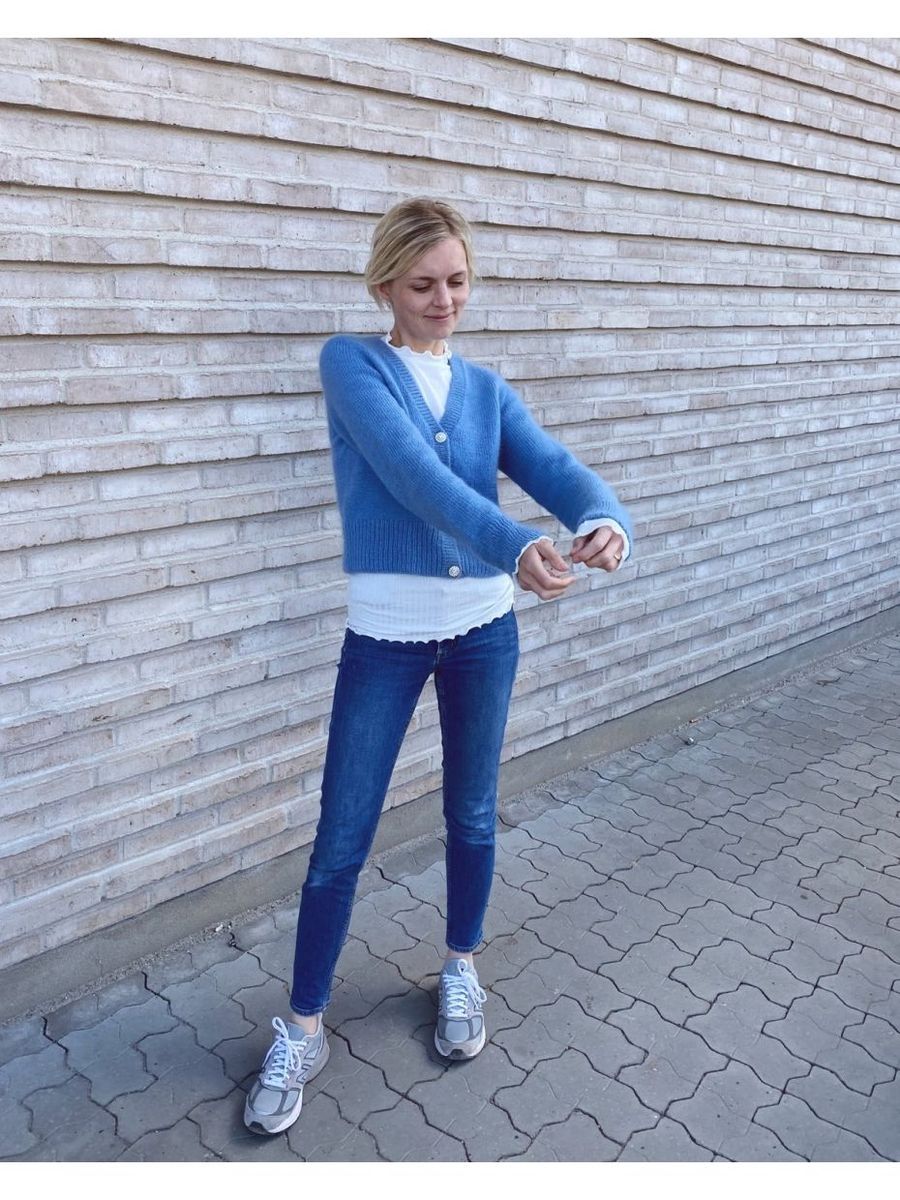 PK 060 April Cardigan 
