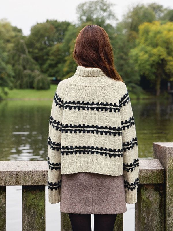 2513_01 Ridge Sweater